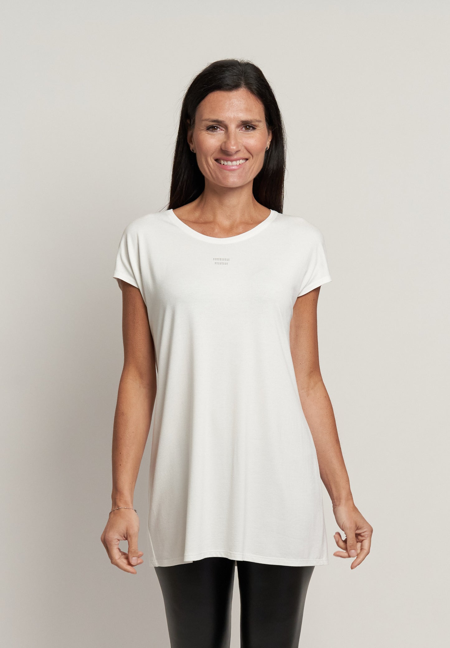 
                  
                    Seidel Longshirt Uni Strass offwhite
                  
                