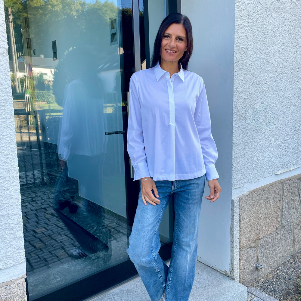 
                  
                    Blickfang Bluse weiß
                  
                