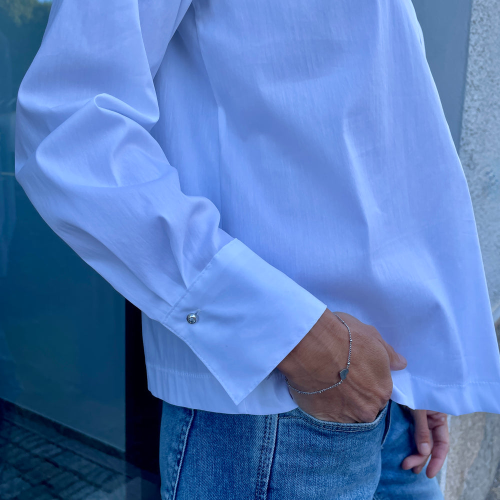 
                  
                    Blickfang Bluse weiß
                  
                