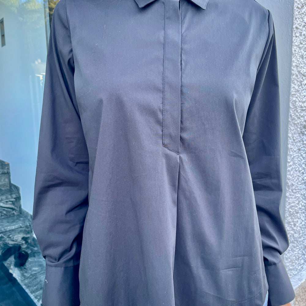 
                  
                    Blickfang Bluse schwarz
                  
                