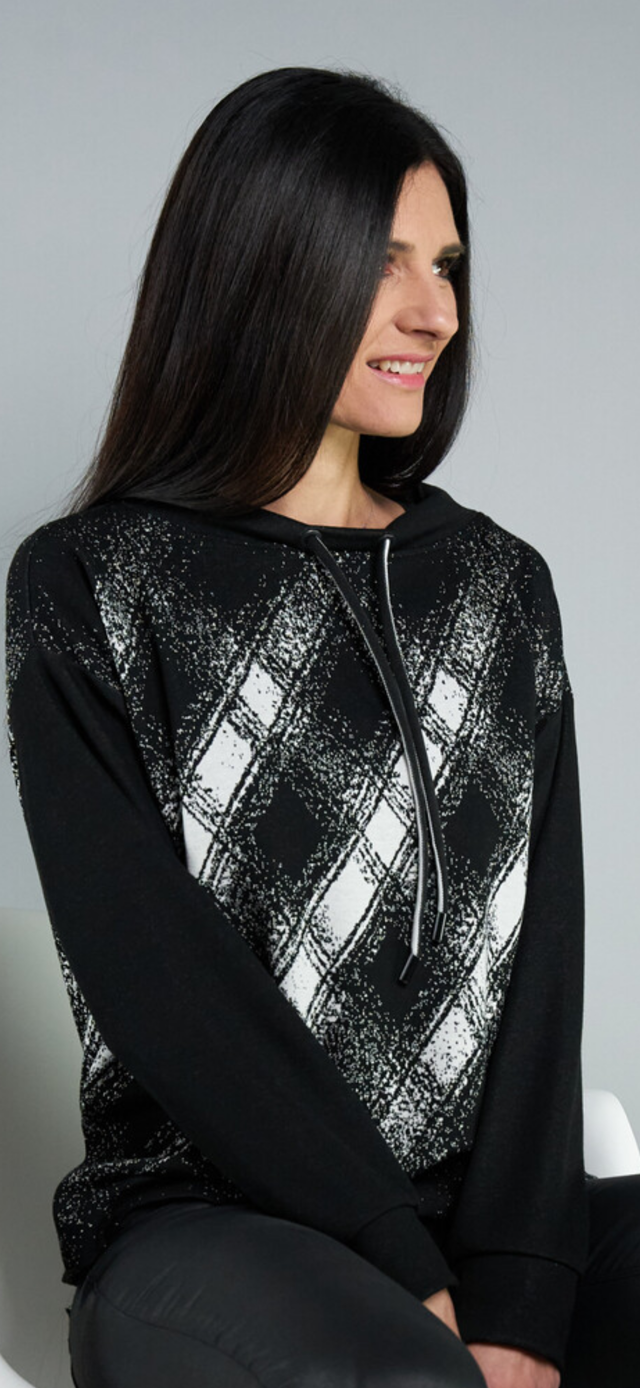 
                  
                    Blickfang Pullover Karo
                  
                