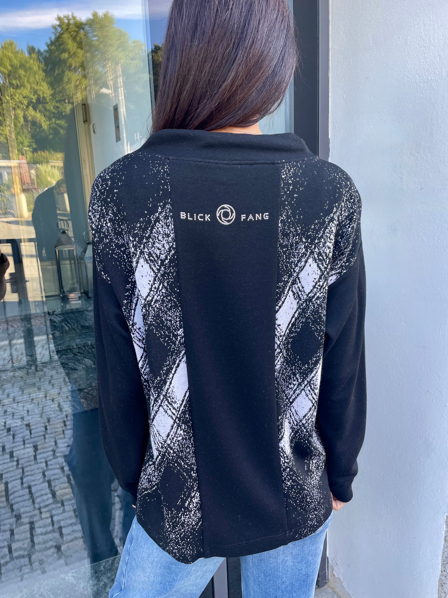 
                  
                    Blickfang Pullover Karo
                  
                