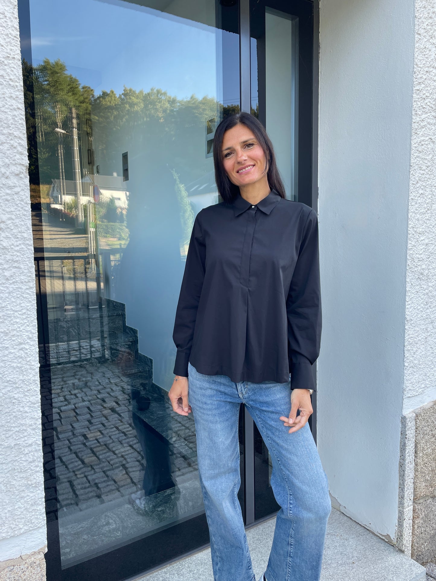 
                  
                    Blickfang Bluse schwarz
                  
                